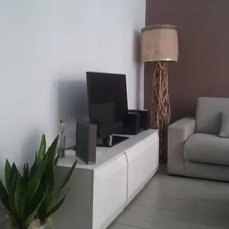 Modern Near To Guggenheim Museum דירה